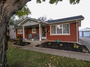 6303 Greenview Dr, Louisville, KY