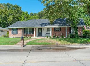 700 Dobbins Rd, Corsicana, TX 75110