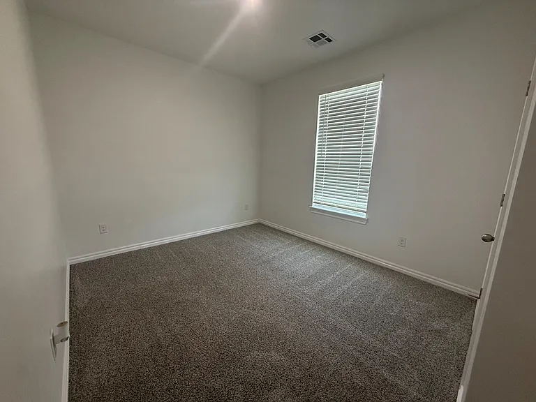 9048 NW 149th Ter — Photo 34