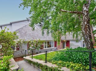 1903 Bayview Ave, Belmont, CA 94002