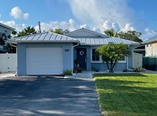712 92nd Ave N, Naples, FL 34108
