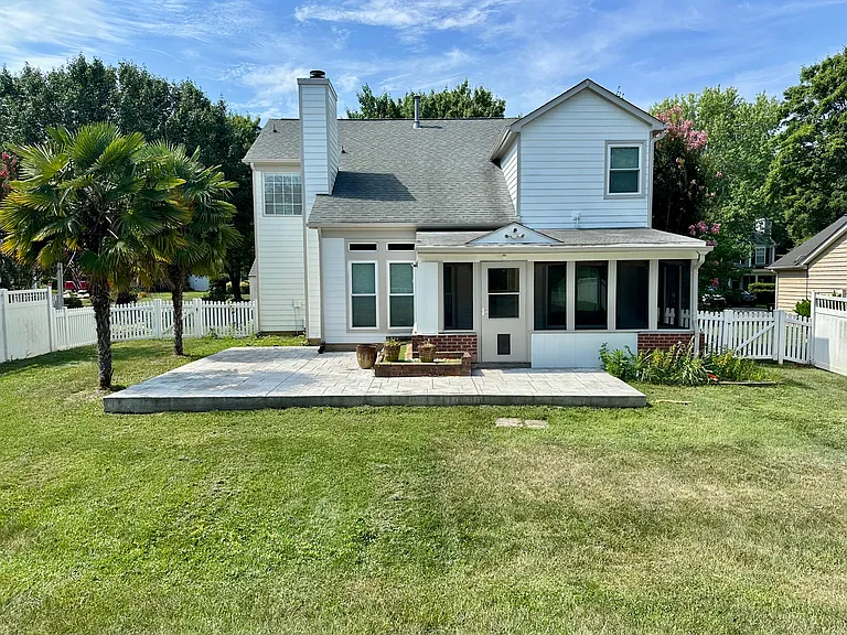 10223 Bon Meade Ln — Photo 17