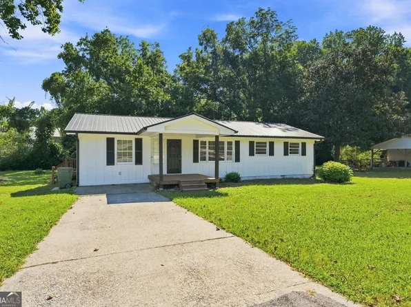298 Faulkner St, Cleveland, GA 30528