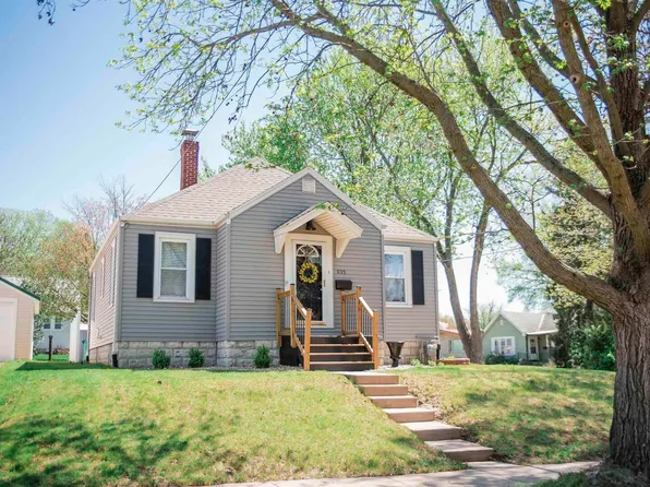 935 S 19th St, Quincy, IL 62301