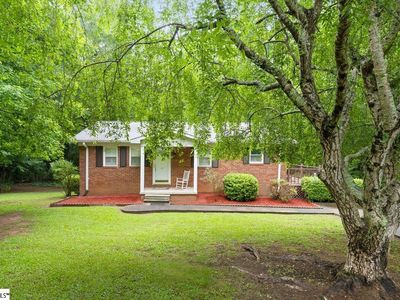 121 Meadowood Dr, Easley, SC, 29640