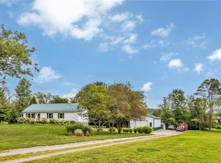 141 Gold Wing Ln, Sarver, PA 16055