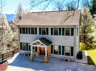 1141 Upper Alpine Way, Gatlinburg, TN 37738