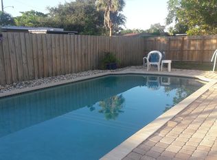 521 N 72nd Ave, Hollywood, FL 33024