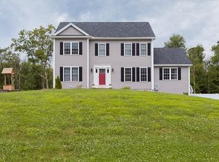 41 Turner Farm Rd, Uxbridge, MA 01569