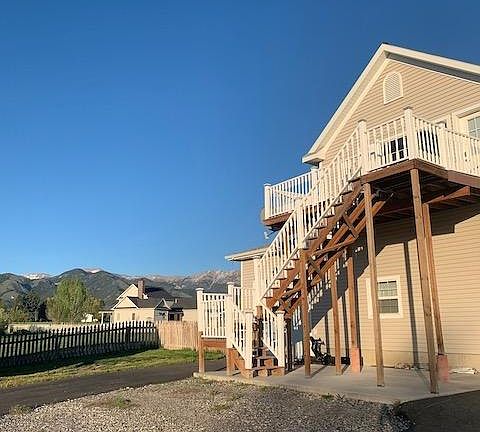 4th image of 80 Dana Ln #B