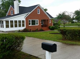 180 Elm St, Macon, NC 27551