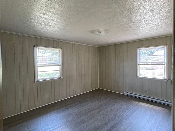 4th image of 1705 Windover Rd