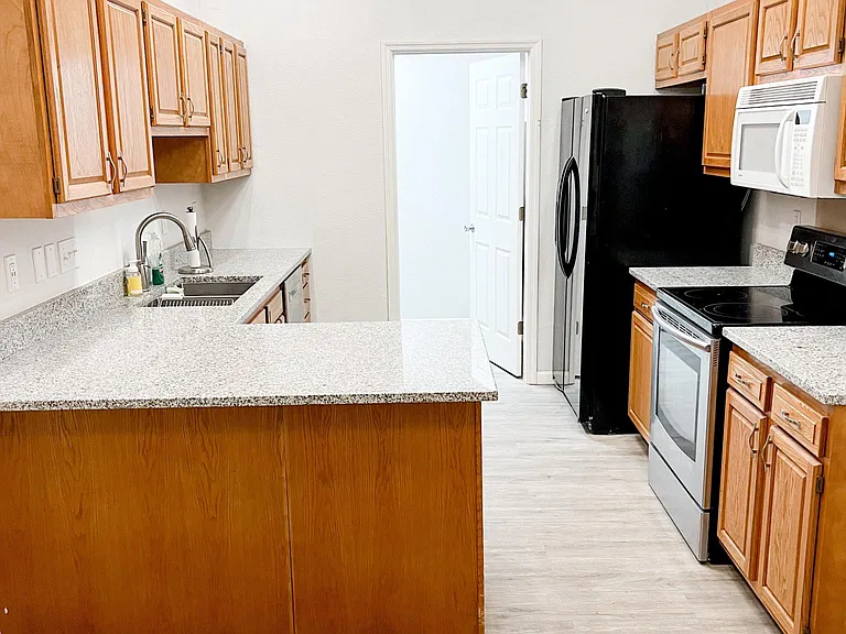 4005 Balmoral Dr #4005 — Photo 5