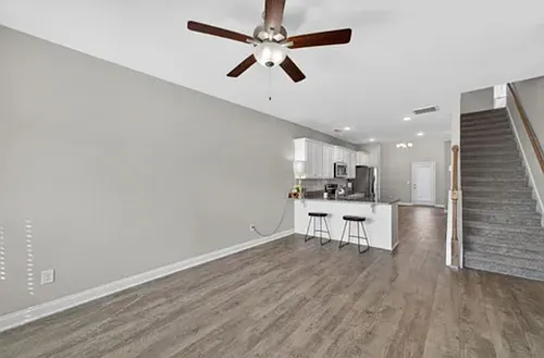 4408 Kesslers Xing Photo 1