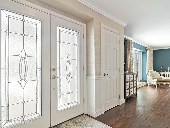3rd image of 12 Heather Ln