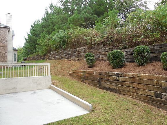 4th image of 3811 Sunbridge Dr