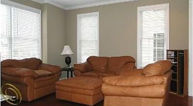 5th image of 1533 Emmons Ave