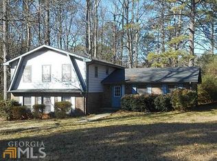 6100 Pine Cone Ln, Austell, GA 30168