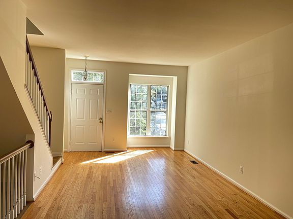 2nd image of 16150 Taconic Cir