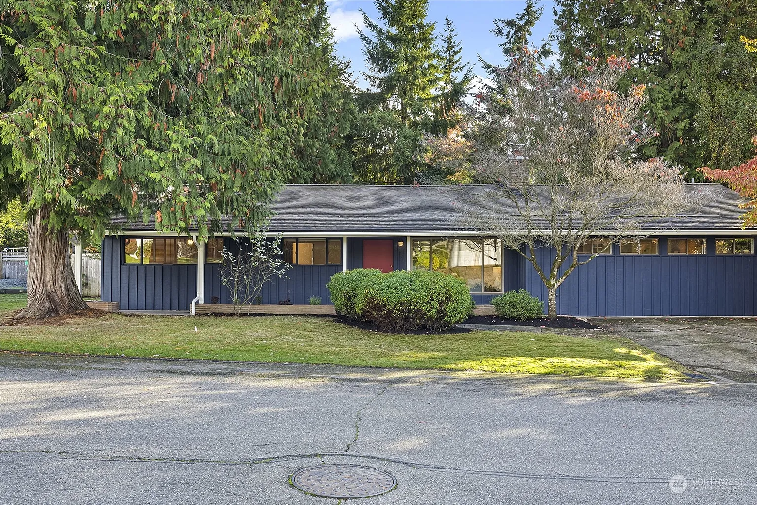 10435 NE 15th Street photo 1
