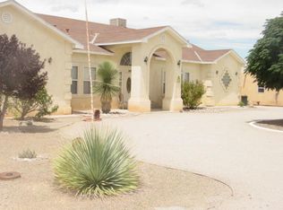 1423 Crestview Dr SW, Los Lunas, NM 87031