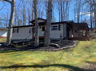 2097 Terry Rd, South Charleston, WV 25309