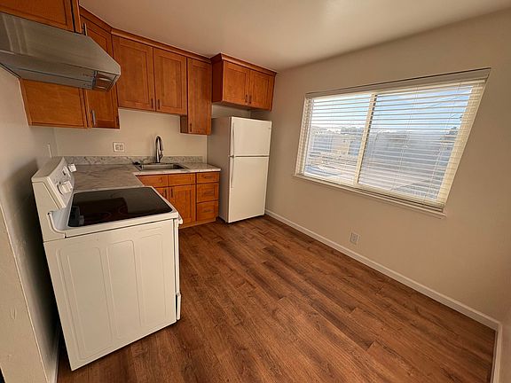 2nd image of 3228 Williamsburg Dr #4