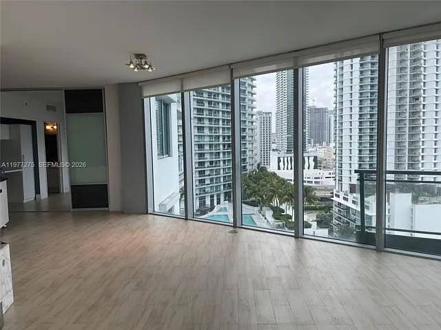 92 SW 3rd St #1801 — Photo 3