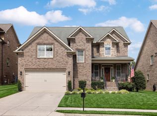 8033 Fenwick Ln, Spring Hill, TN 37174