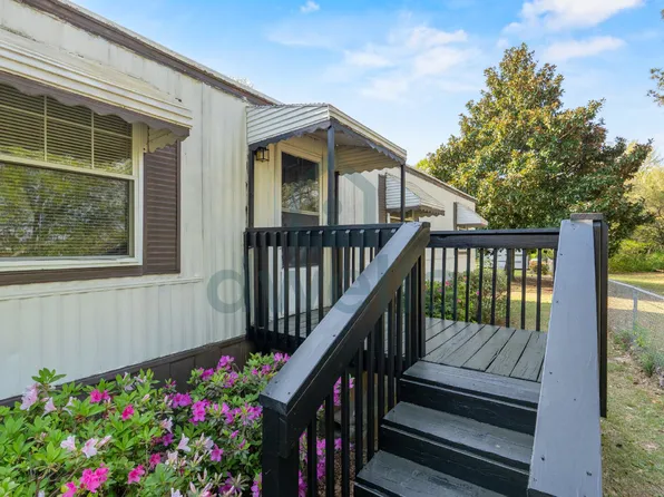 631 1/2 Gibson Rd, Lexington, SC 29072