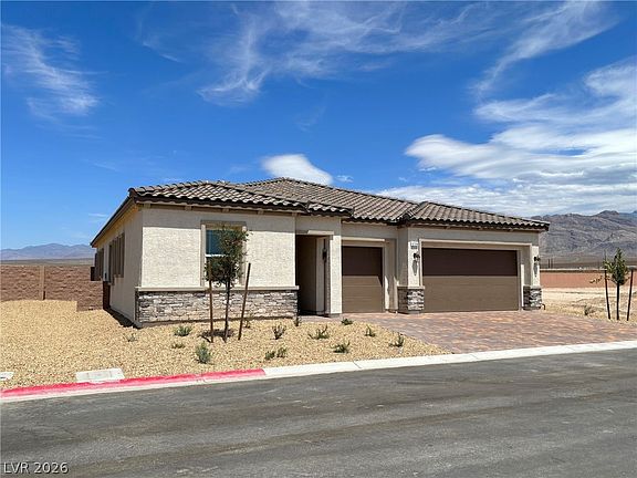 2nd image of 5728 Badlands Ln