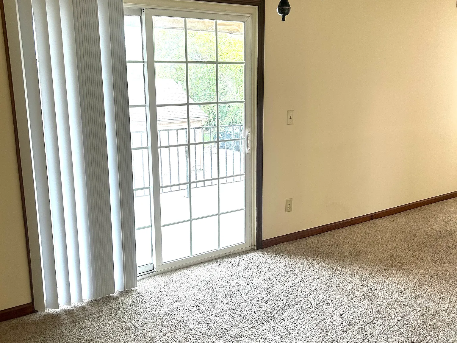 2 bed, 1152 sqft, $1,250 — Photo 3