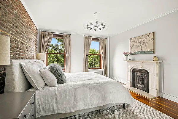 Sold by Corcoran | media 6