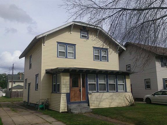 3rd image of 122 N Corona St