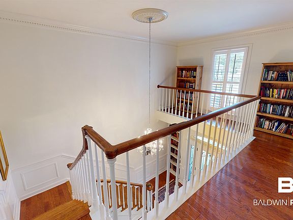 4th image of 5865 Falls Church Rd E