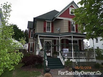 Front View
						:
						Happy Spring! Landscaping in bloom.