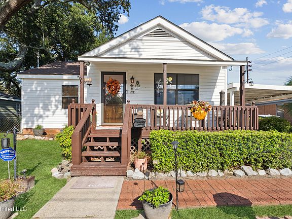 2nd image of 172 Summer Pl