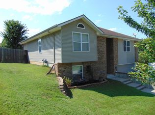 1319 S 20th Ave, Ozark, MO 65721