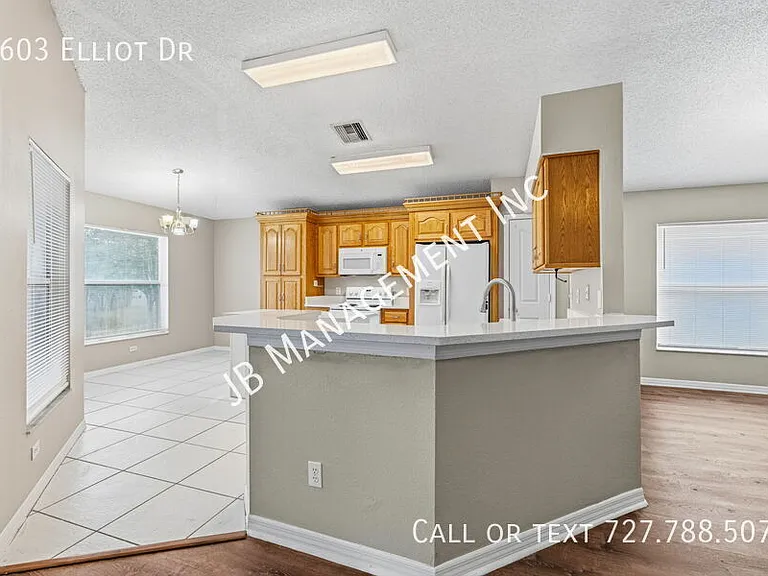 6603 Elliot Dr — Photo 11