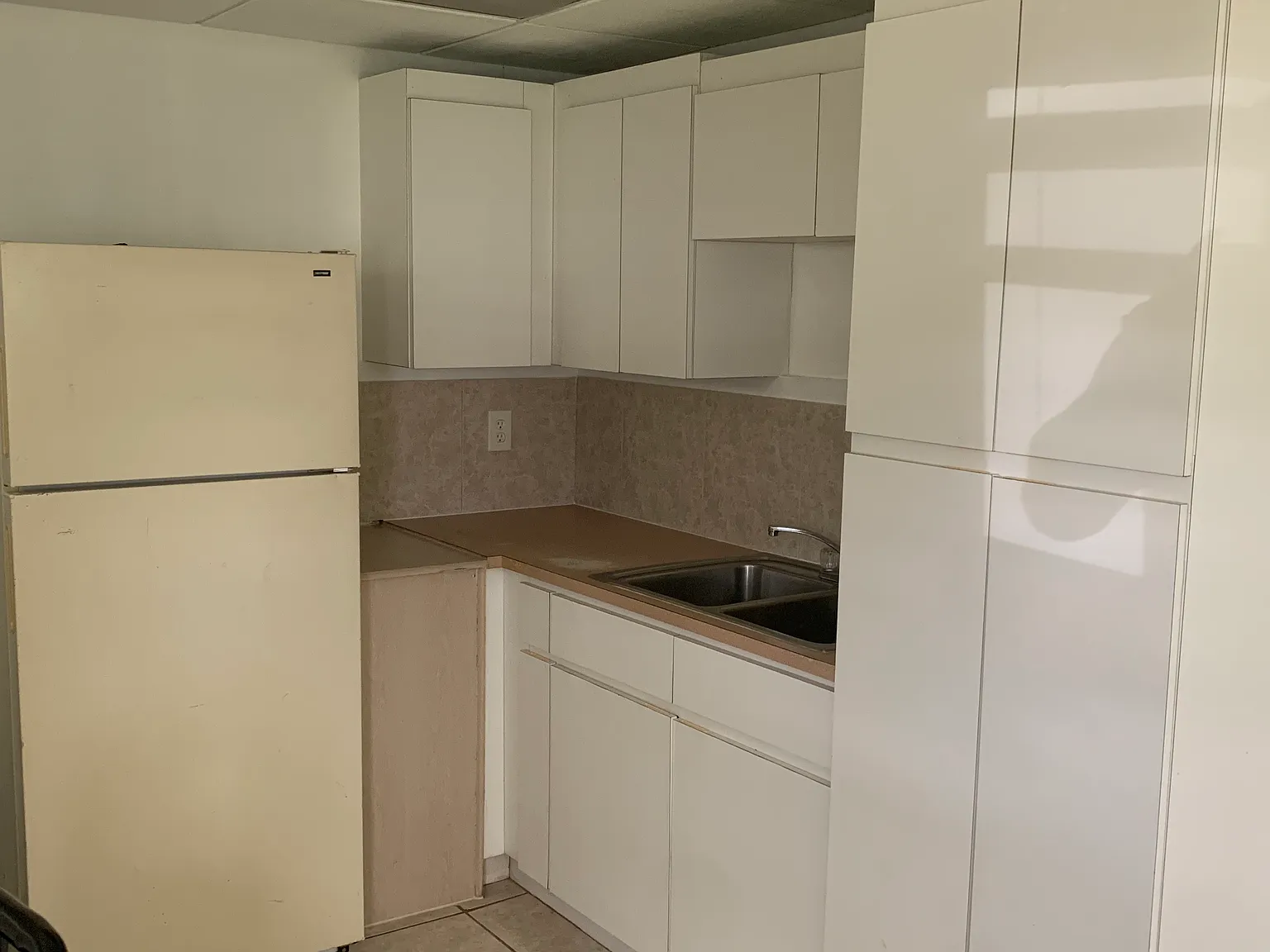 17014 NW 52nd Pl — Photo 1