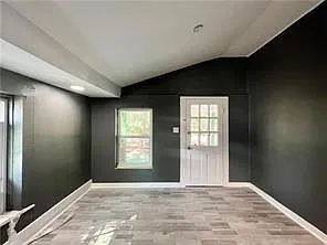 1 bed, 1.0 bath, 470 sqft, $950 — Photo 4