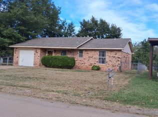303 Liza Ln, Tecumseh, OK 74873
