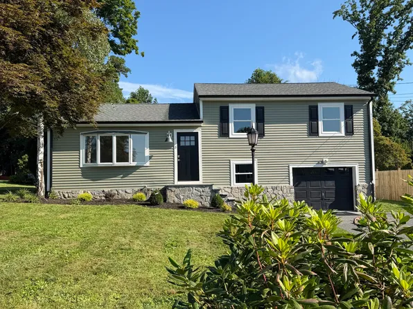 3 Mist Hill Drive, Brookfield, CT 06804