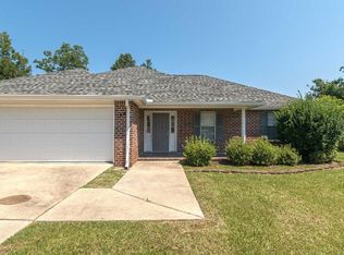 44 Clinton, Petal, MS 39465