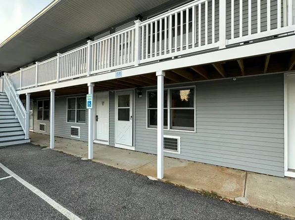 1072 Post Road #105, Wells, ME 04090