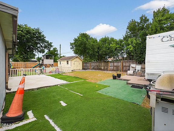 5th image of 1644 Ruth St