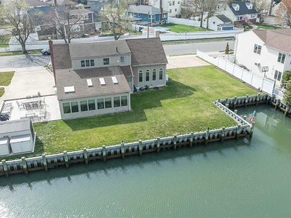 3414 Riverside Drive, Oceanside, NY 11572