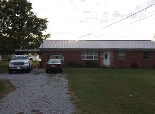29 Henryville Rd, Ethridge, TN 38456