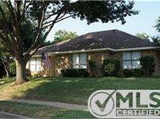 1209 River Oaks Dr, Flower Mound, TX 75028