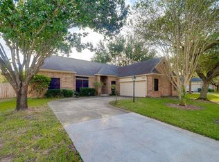 6822 Autumn Flowers Dr, Katy, TX 77449